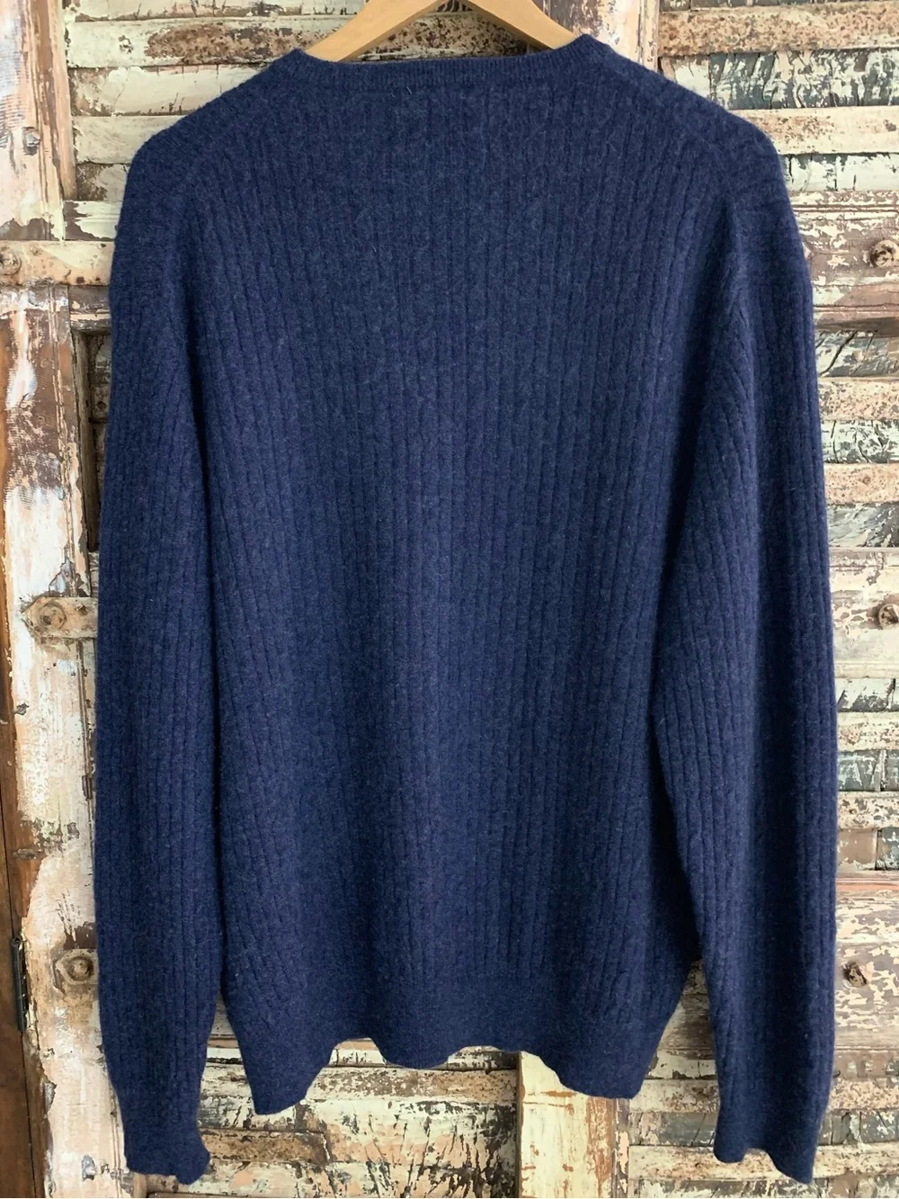 Men’s Cozy Vintage Tasso Elba Navy Cashmere V-Neck Cable Knit Sweater Coastal, L